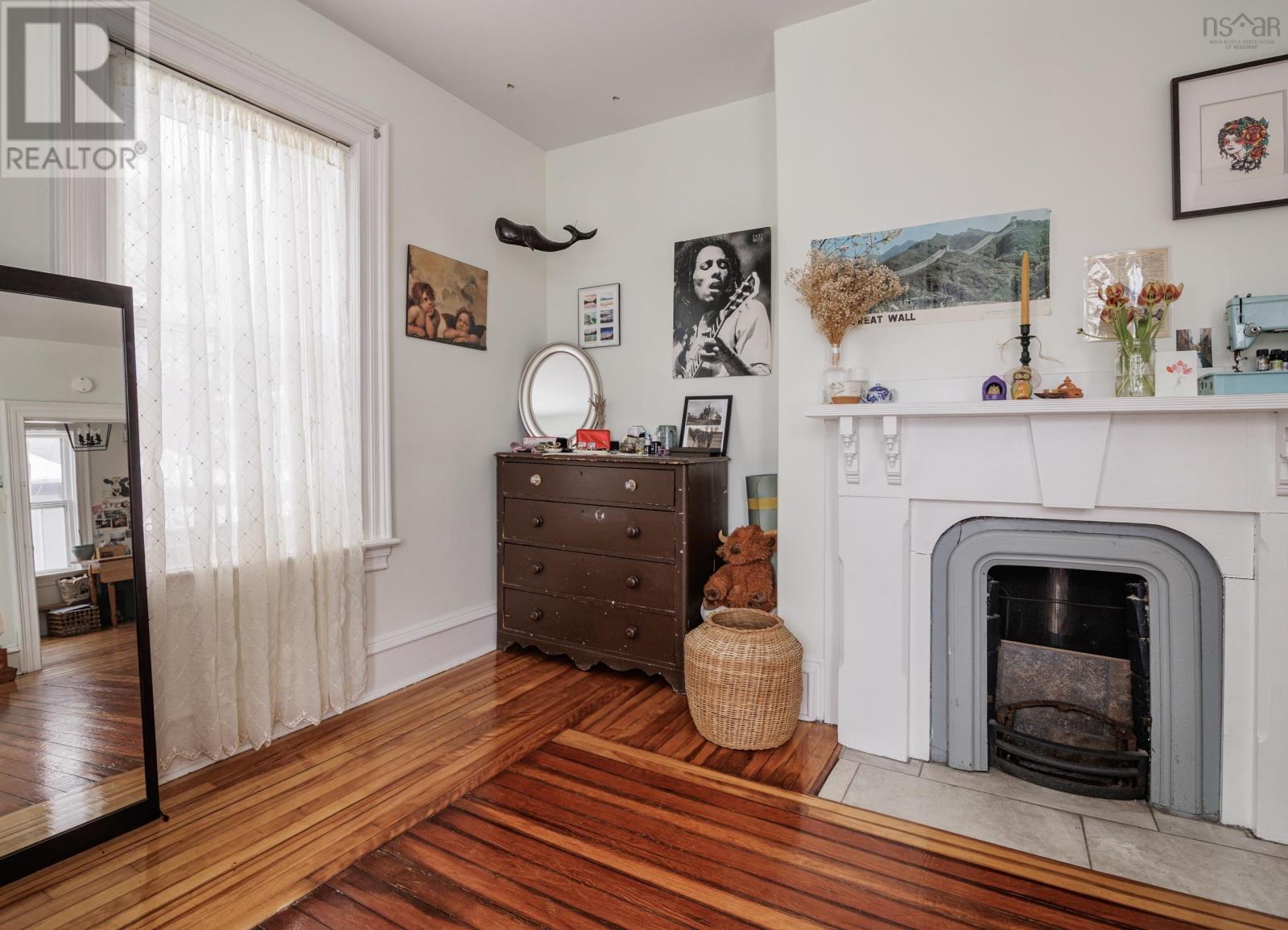 Property 26 of 49 of 222 Brunswick Street