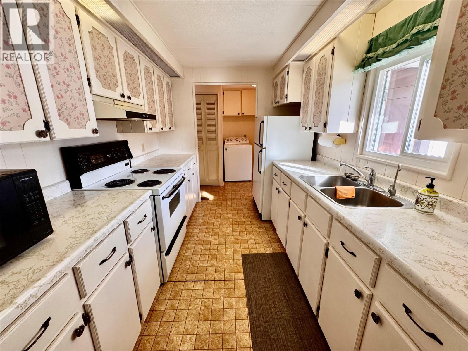 1564 68th Avenue, Grand Forks