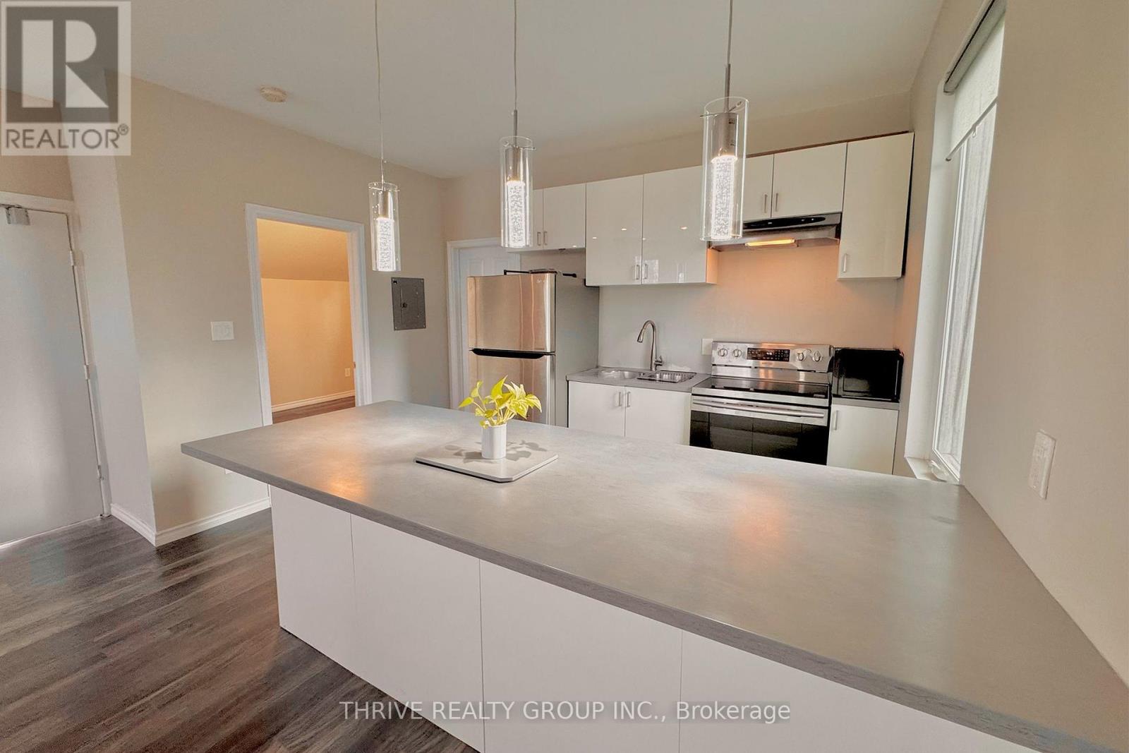 UPPER - 119 MCCLARY AVENUE