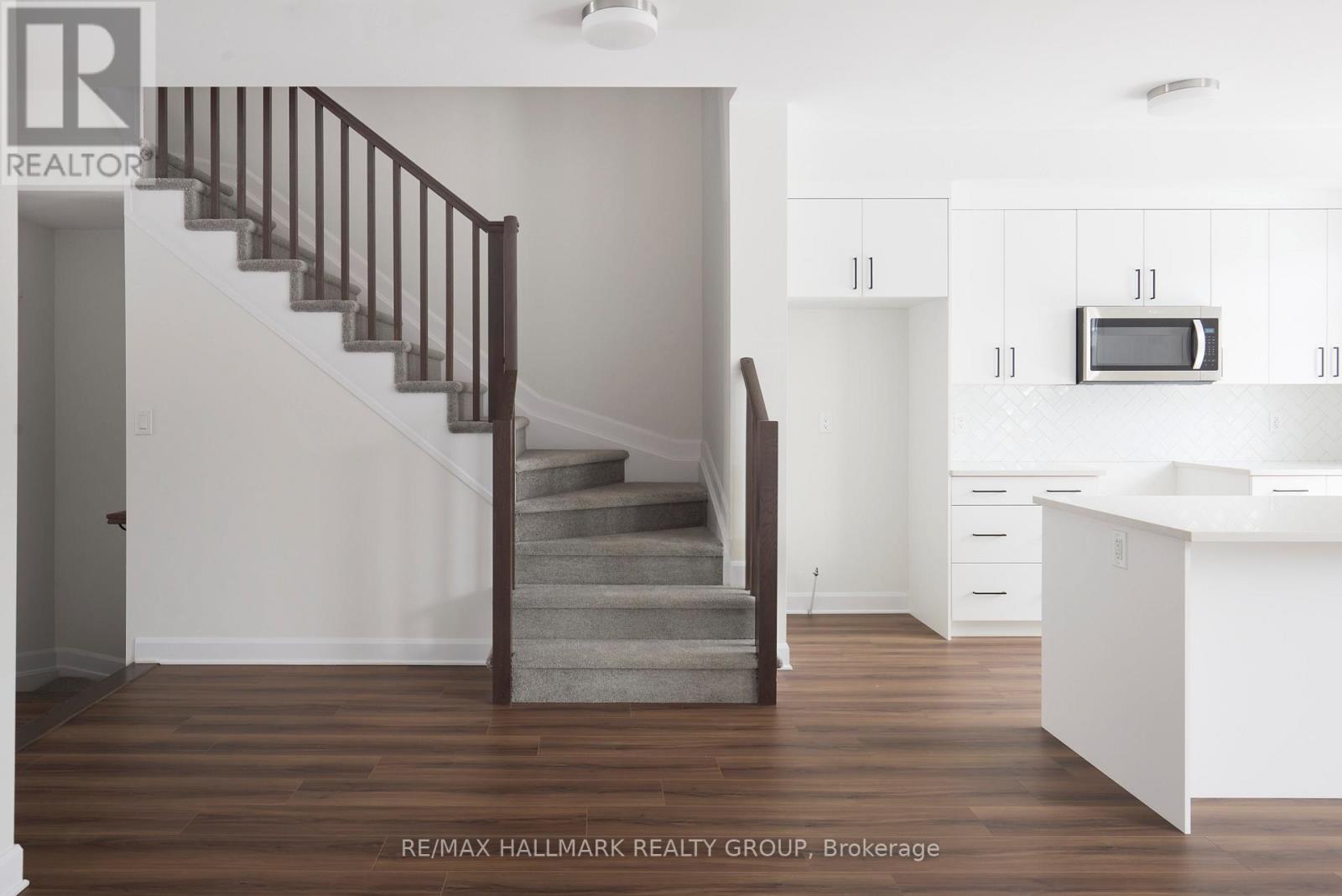 Images are to showcase builder finishes only.