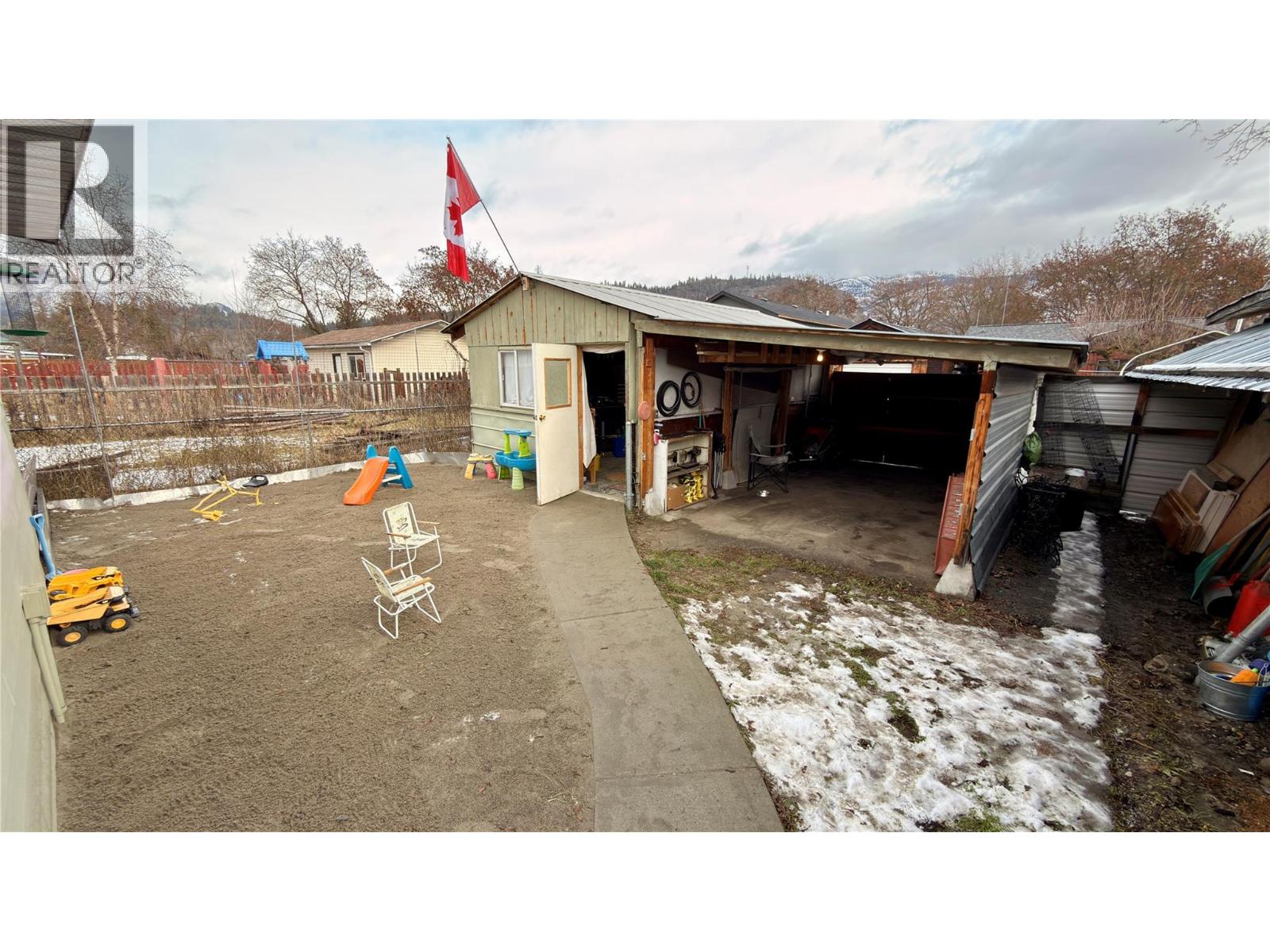 7148 18th Street, Grand Forks