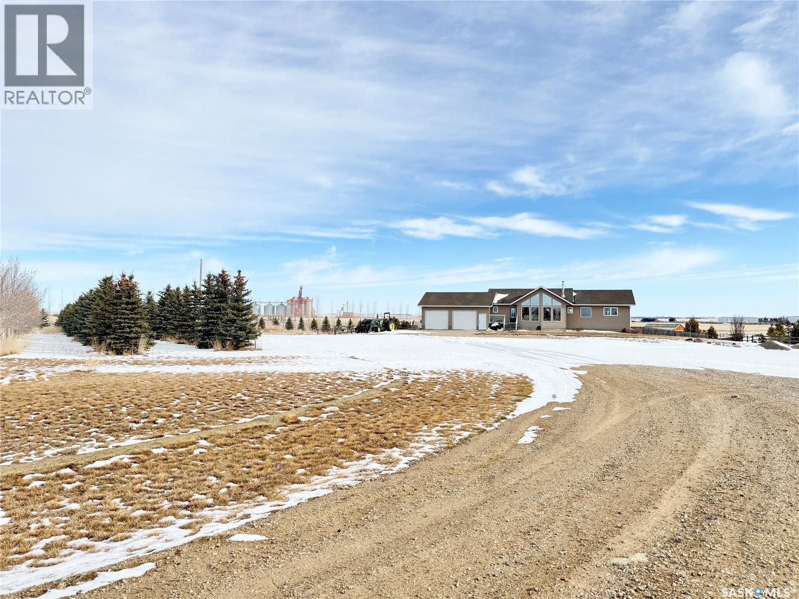 Weyburn Highway 13 Acreage - Main photo, Weyburn Rm No. 67, Saskatchewan