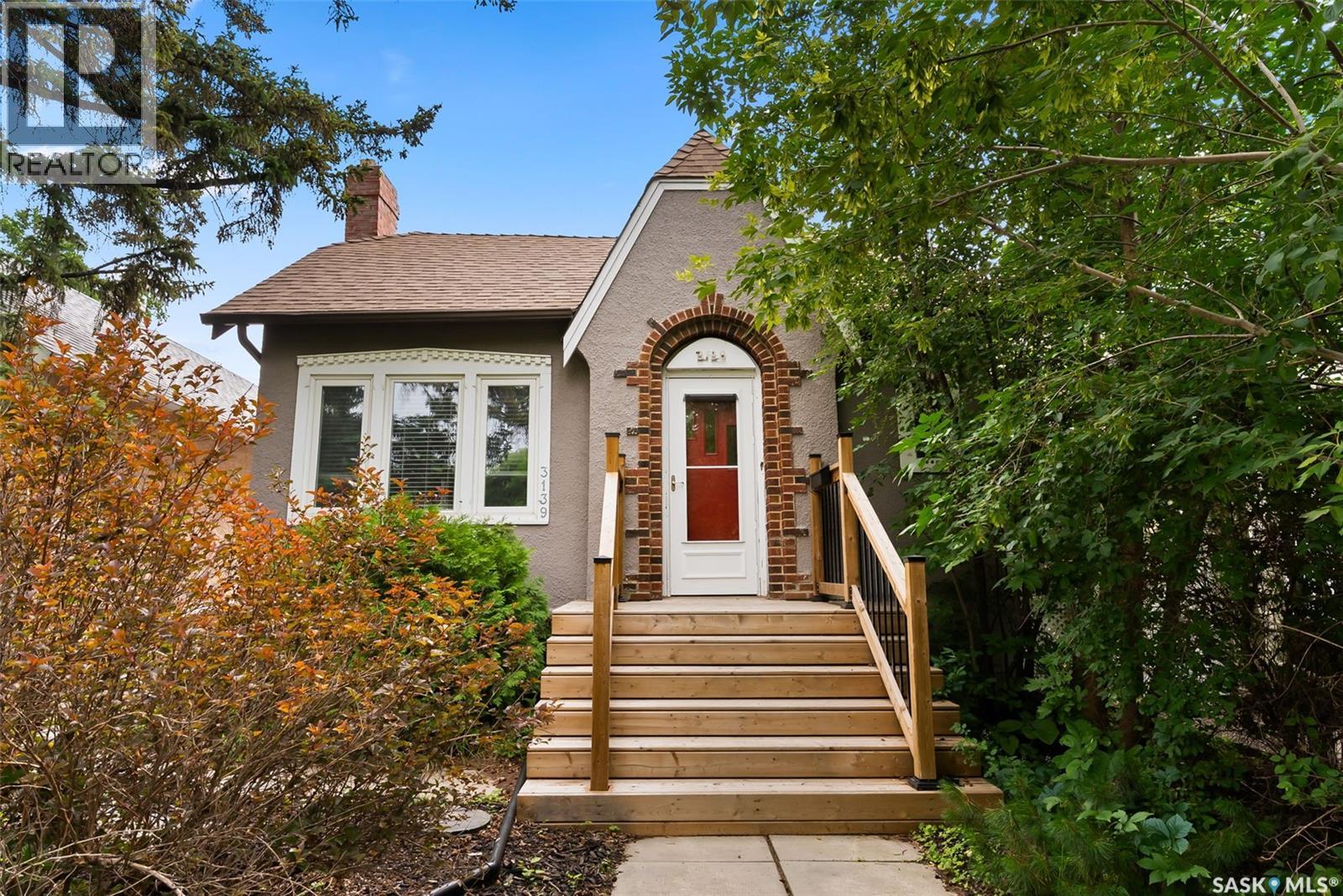 3139 Retallack STREET