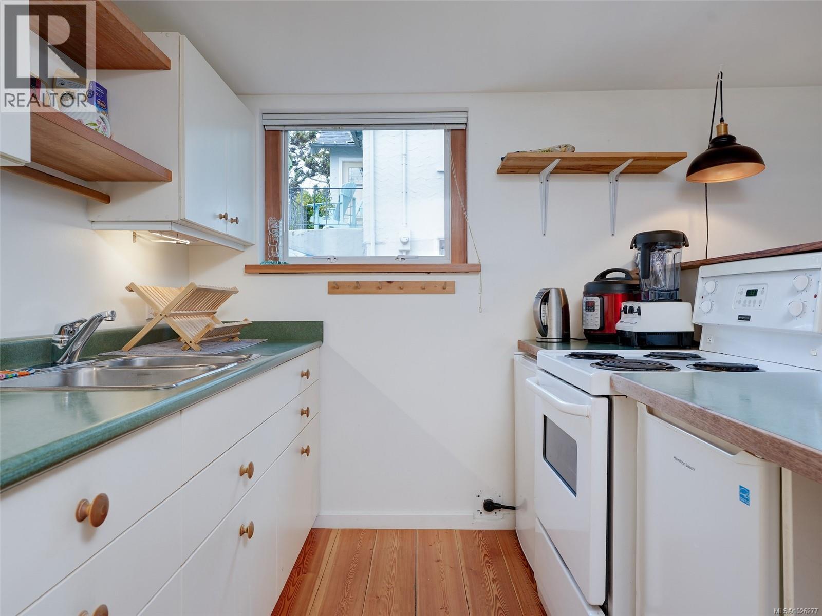  2649 Avebury Avenue, Victoria