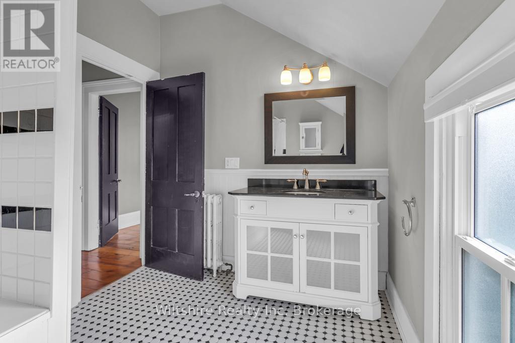 64 SOUTH STREET W — photo 21