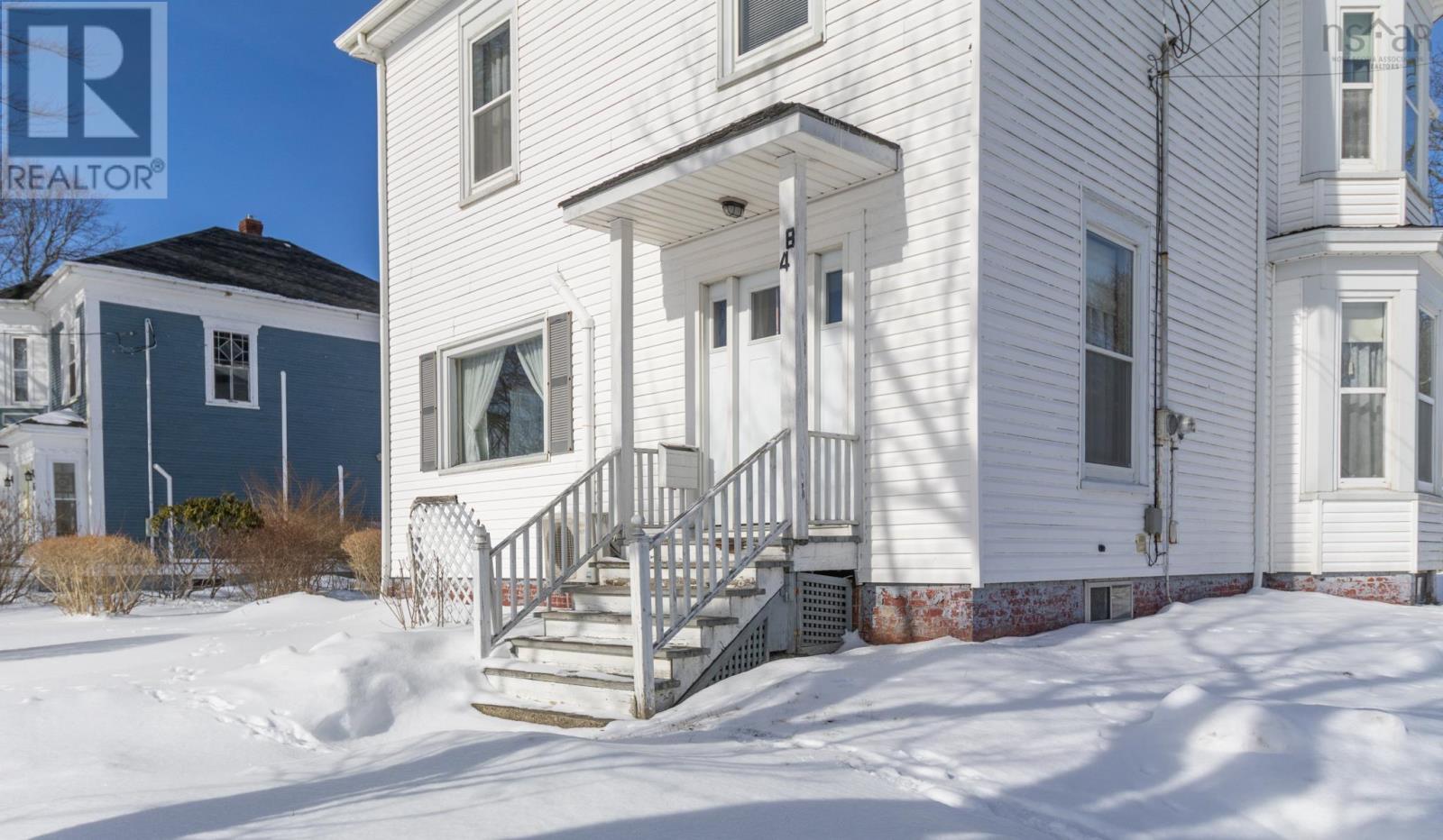 Property 8 of 31 of 48 Albert Street