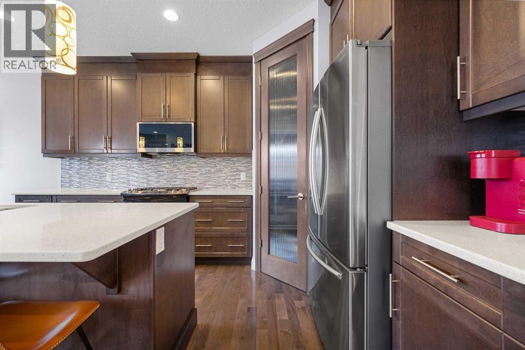 Single Family House for Sale in  Sherwood Square NW Sherwood Calgary 