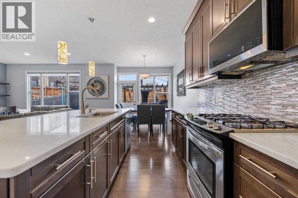 Single Family House for Sale in  Sherwood Square NW Sherwood Calgary 