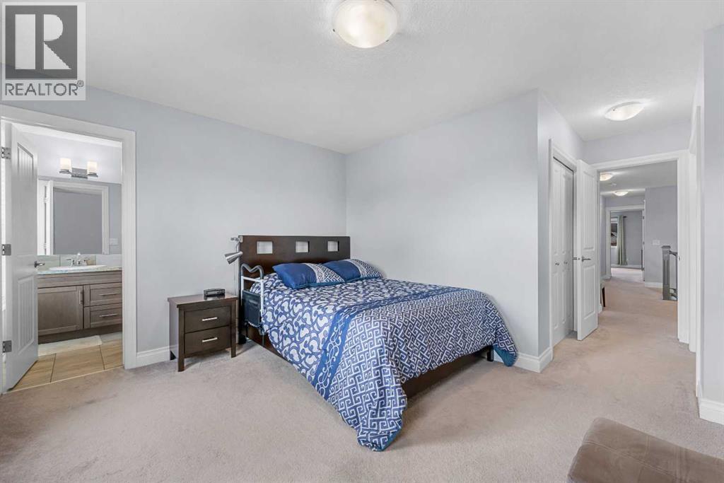 Single Family House for Sale in  Sherwood Square NW Sherwood Calgary 