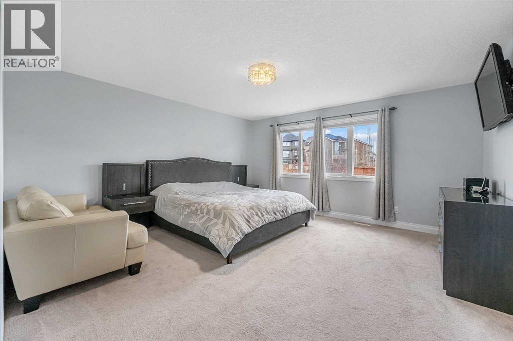 Single Family House for Sale in  Sherwood Square NW Sherwood Calgary 