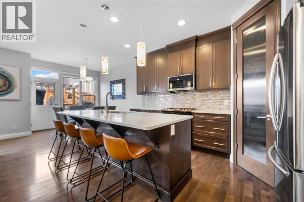 Single Family House for Sale in  Sherwood Square NW Sherwood Calgary 