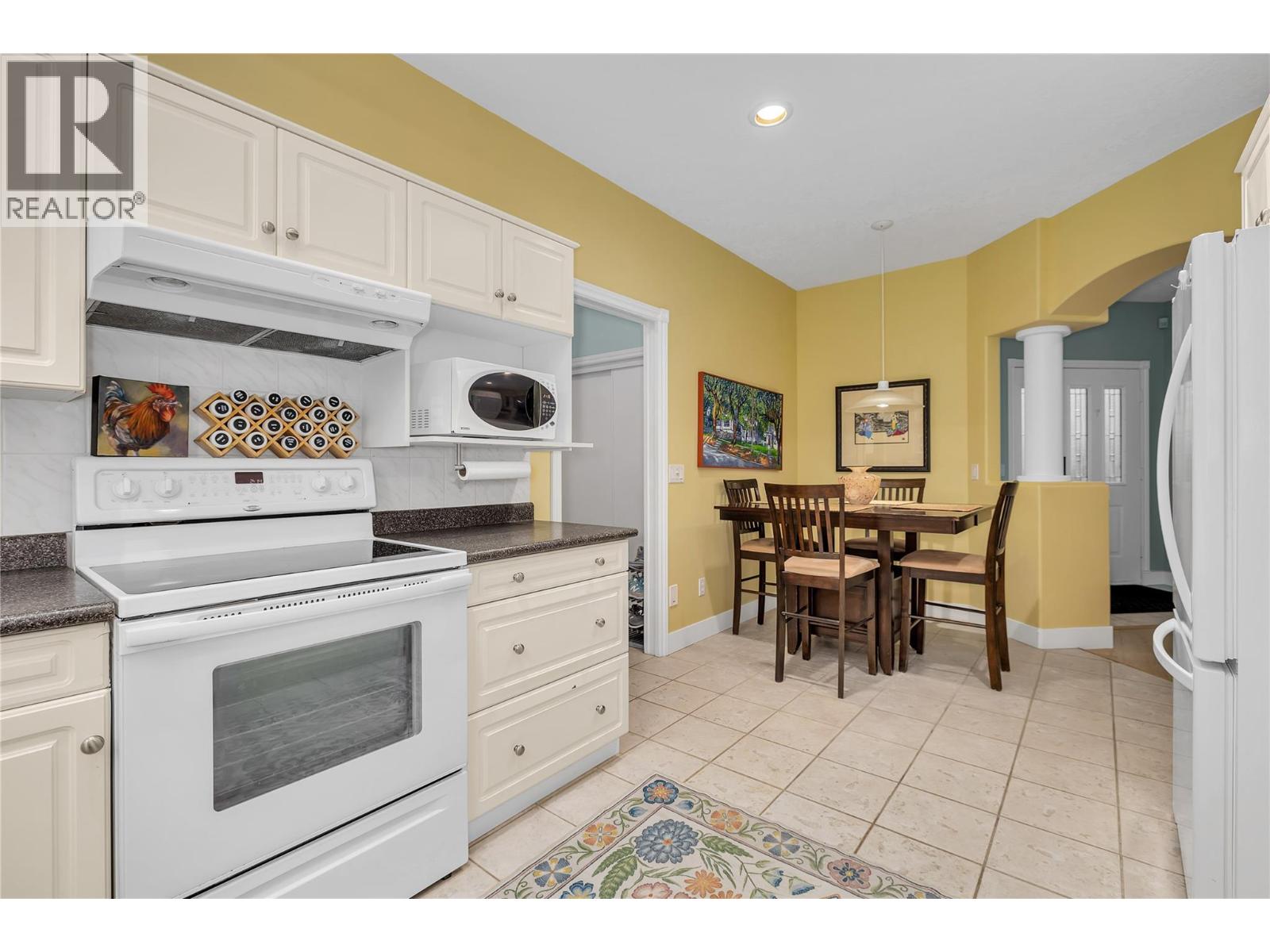 22 452 Glen Pine Court, Kelowna