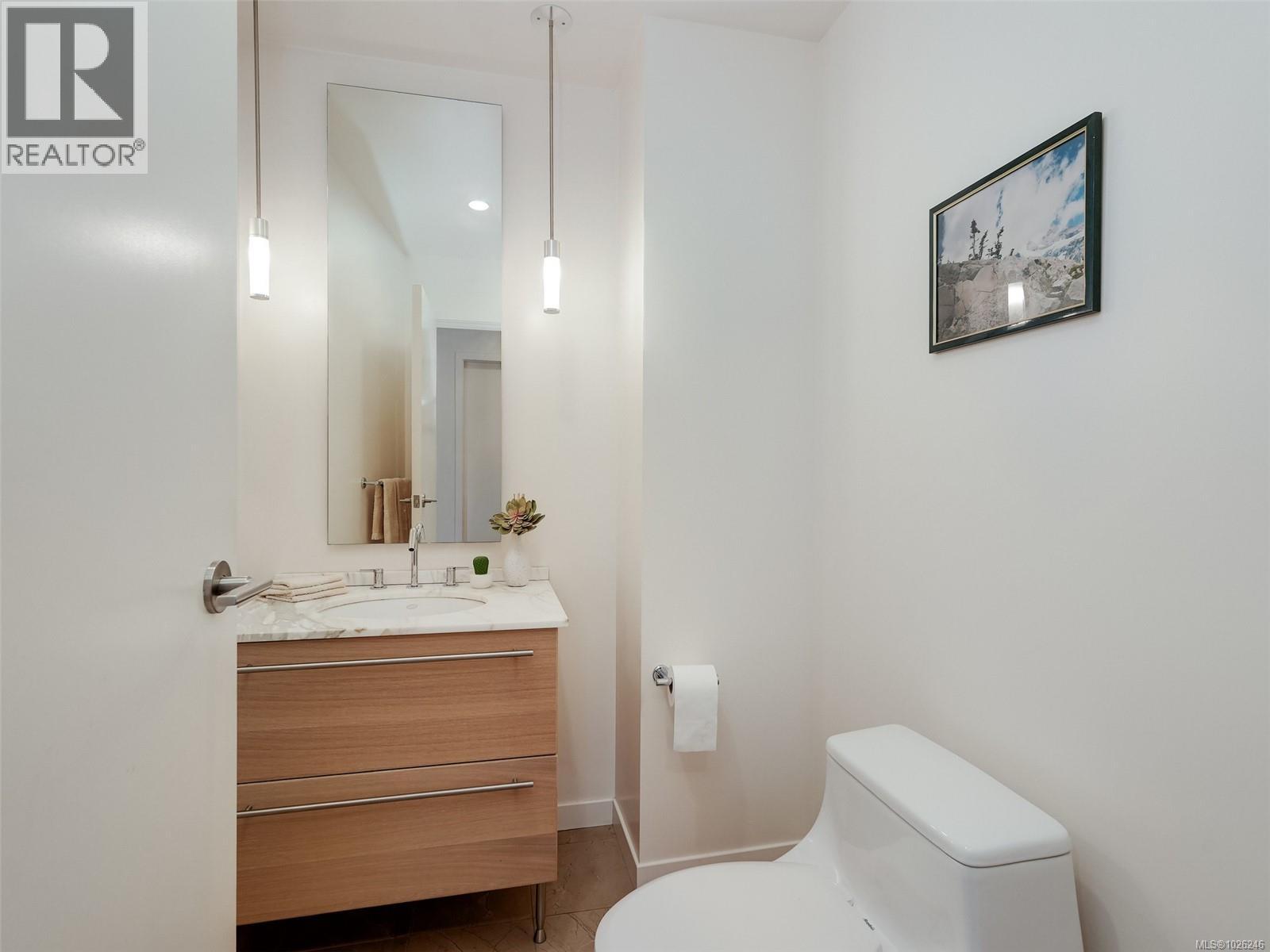 110 68 Songhees Road, Victoria