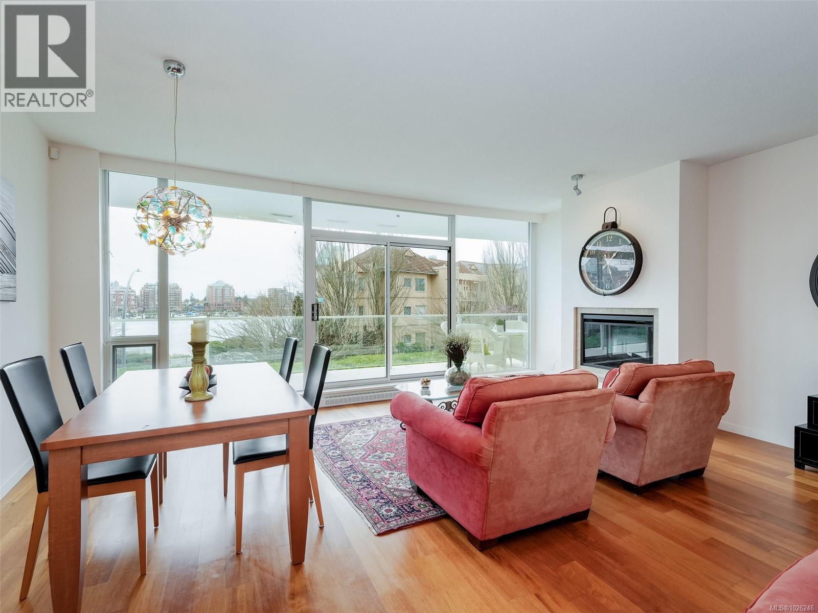 110 68 Songhees Road, Victoria