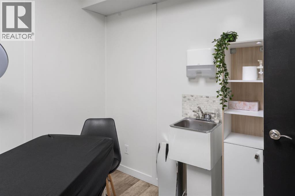 Single Family House for Sale in   Street NE Bridgeland/Riverside Calgary 