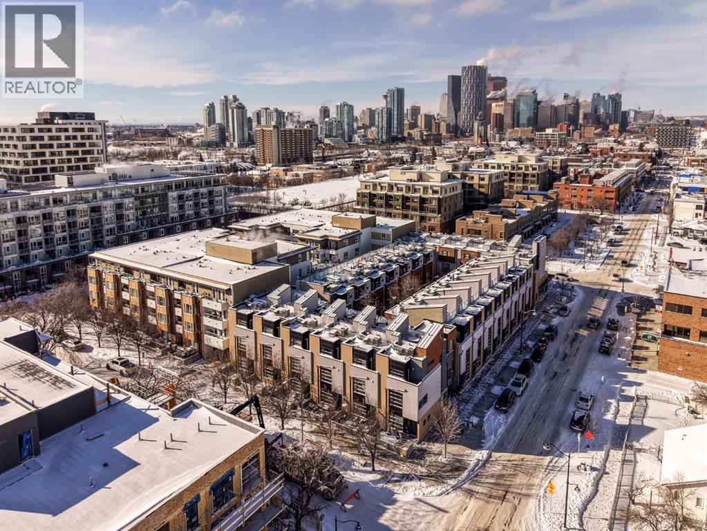 156 9 Street NE, Calgary, Alberta