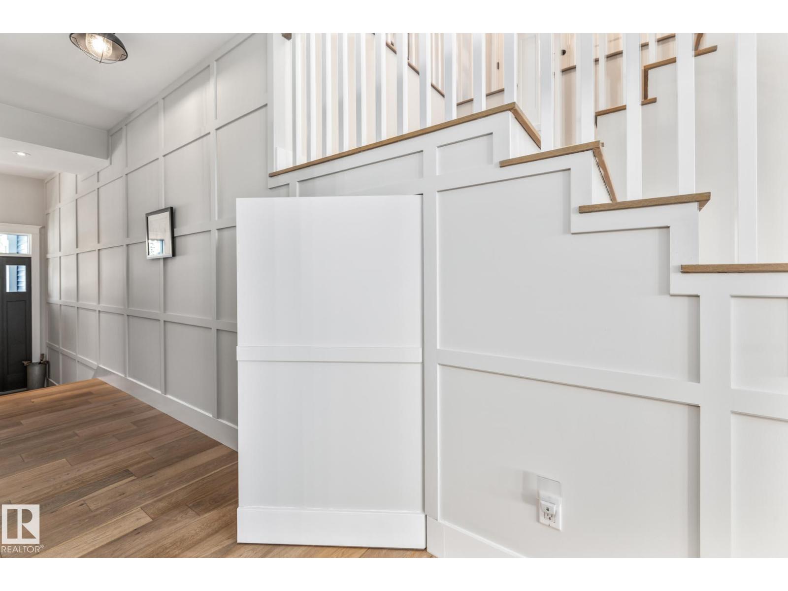 1020 GENESIS LAKE BV, Stony Plain