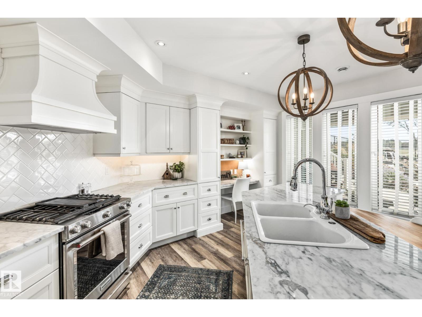 1020 GENESIS LAKE BV, Stony Plain