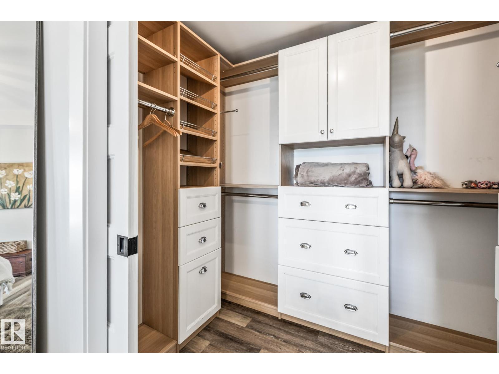 1020 GENESIS LAKE BV, Stony Plain