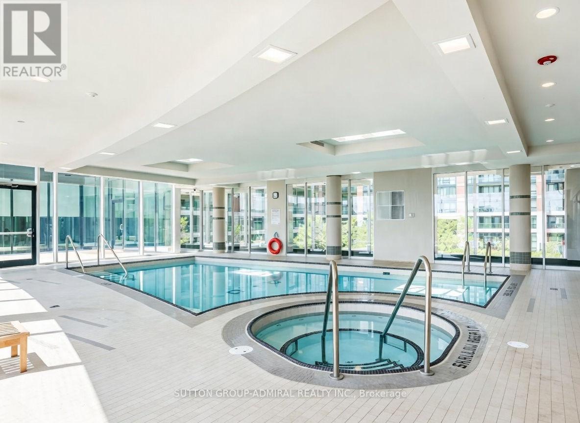 557 - 525 WILSON AVENUE - Photo 4 of 21, Toronto (Clanton Park), Ontario