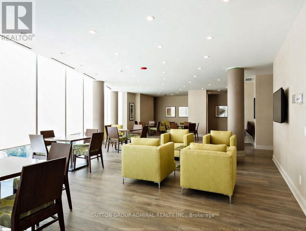 557 - 525 WILSON AVENUE - Photo 5 of 21, Toronto (Clanton Park), Ontario