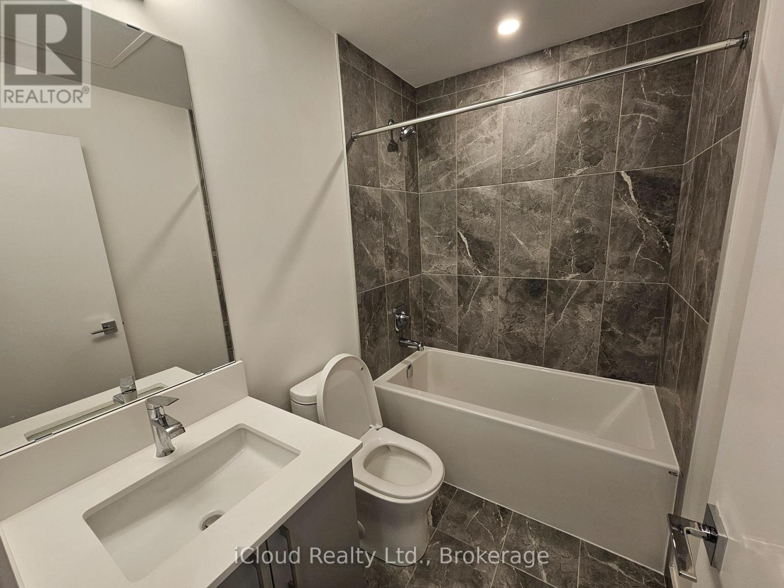 12 - 496 PLAINS ROAD - Photo 3 of 8, Burlington (LaSalle), Ontario