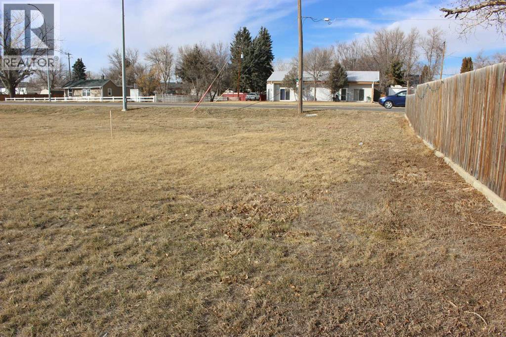 635 Highway Avenue - Photo 5 of 10, Picture Butte, Alberta