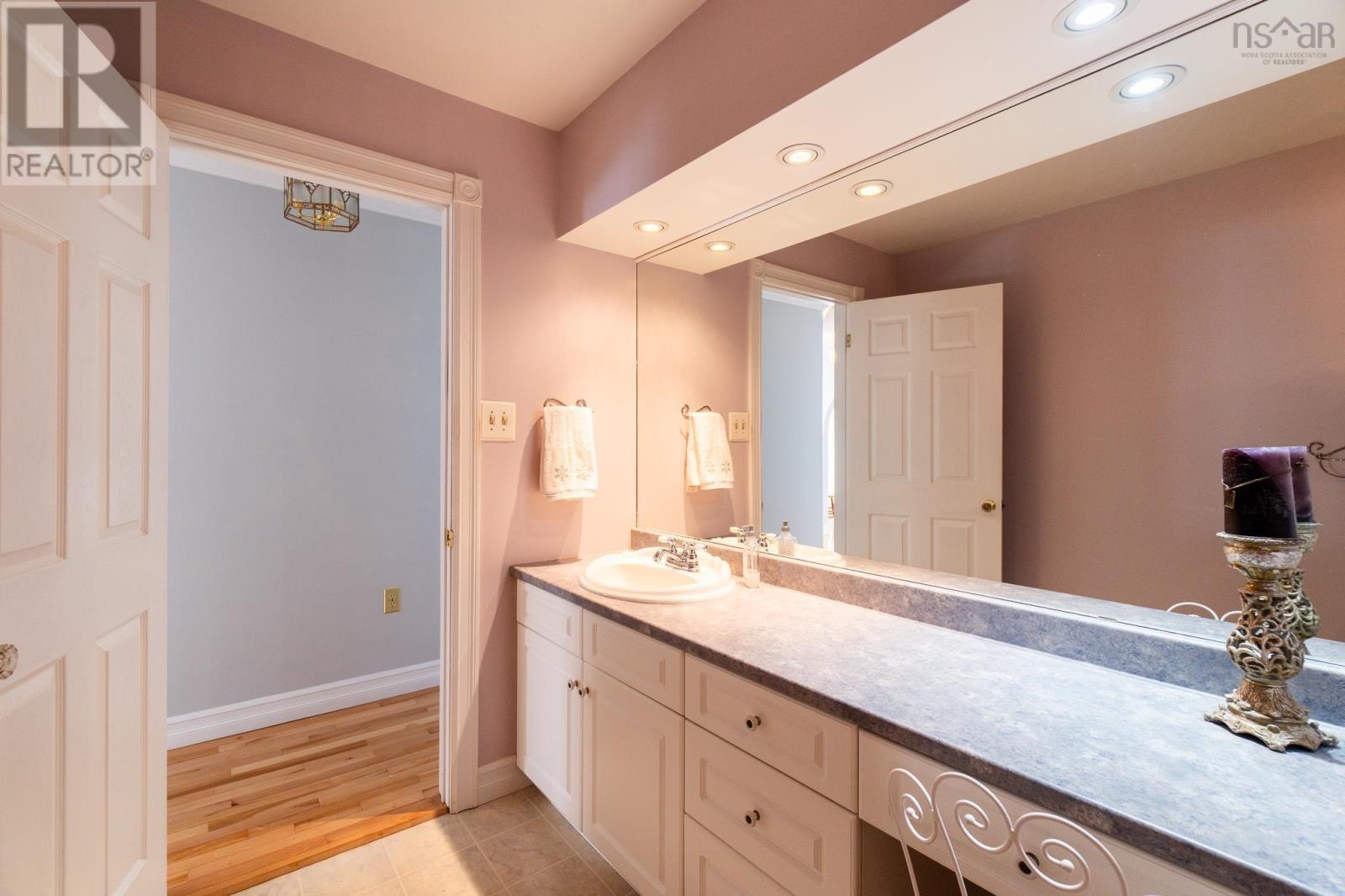 Property 26 of 45 of 408 Belcher Street