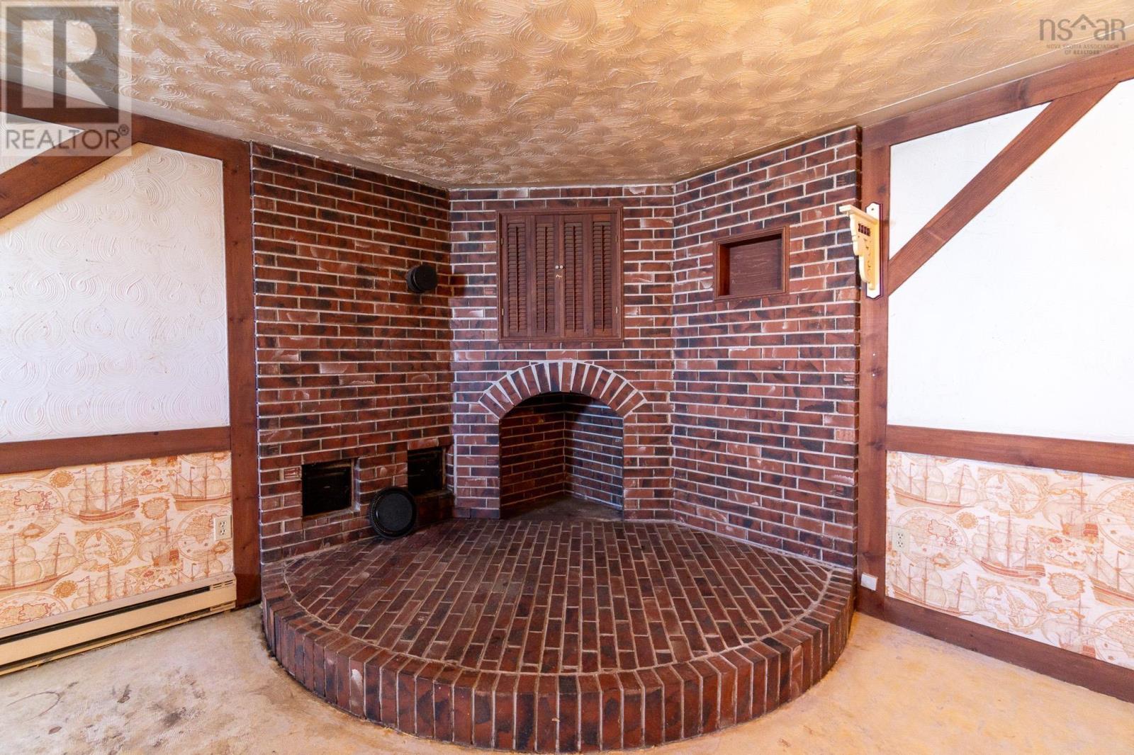 Property 36 of 45 of 408 Belcher Street