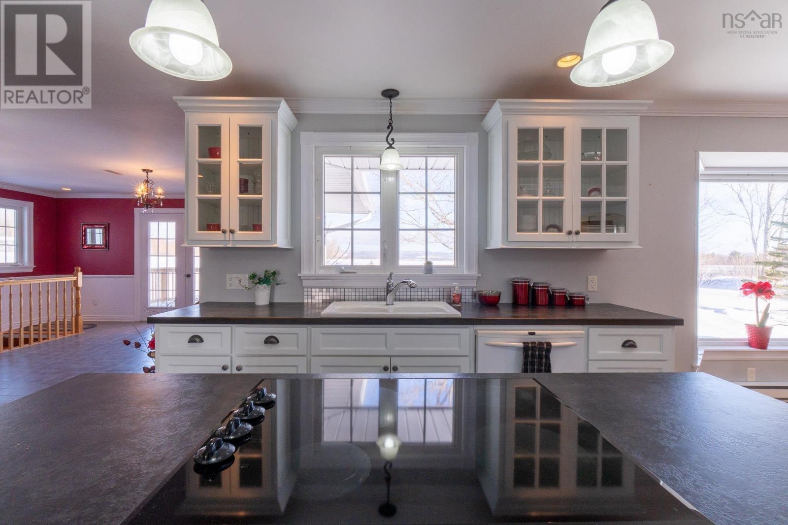 Property 15 of 45 of 408 Belcher Street