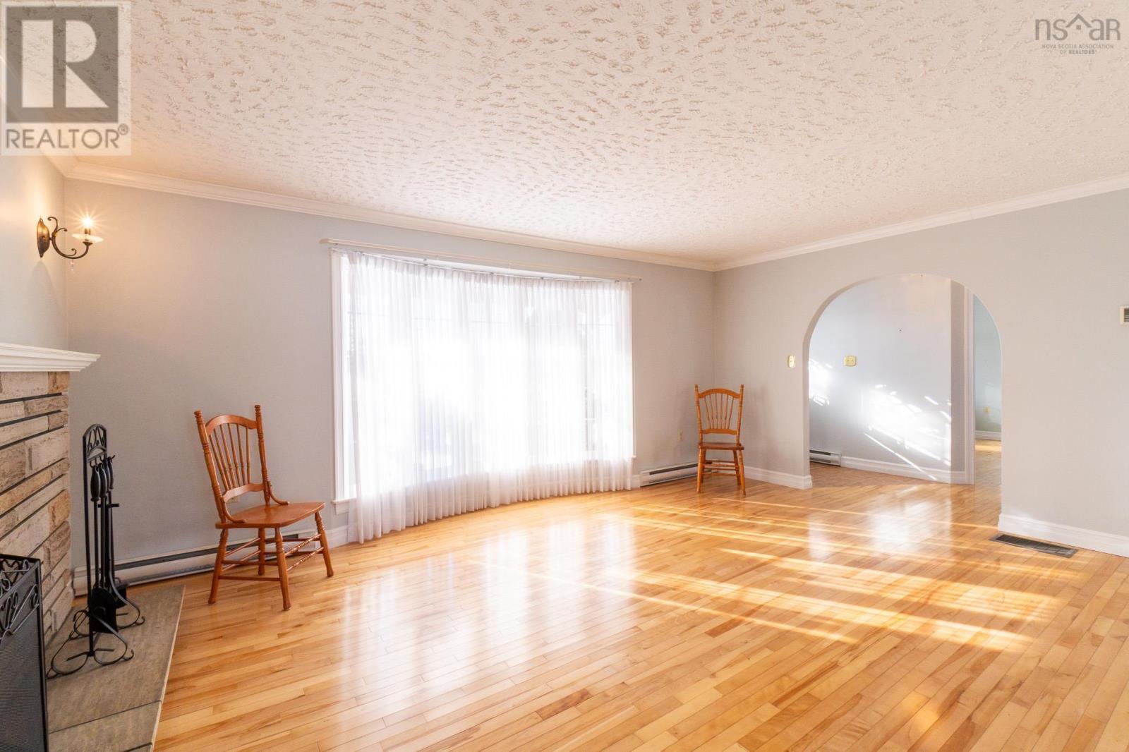 Property 8 of 45 of 408 Belcher Street