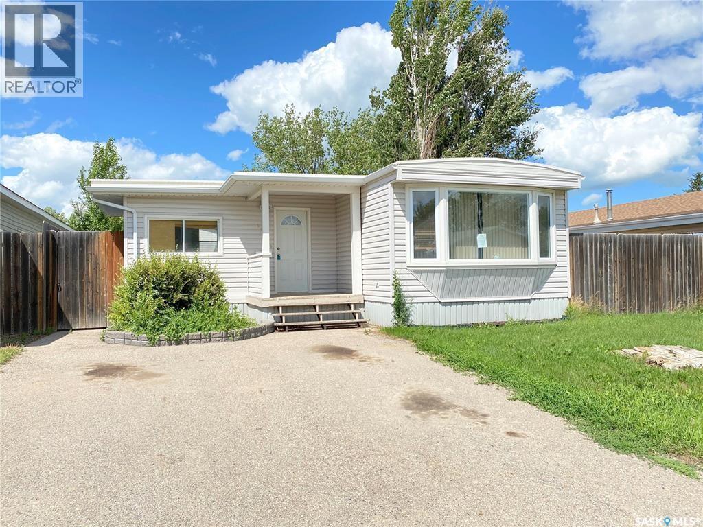 148 Laing CRESCENT — photo 19