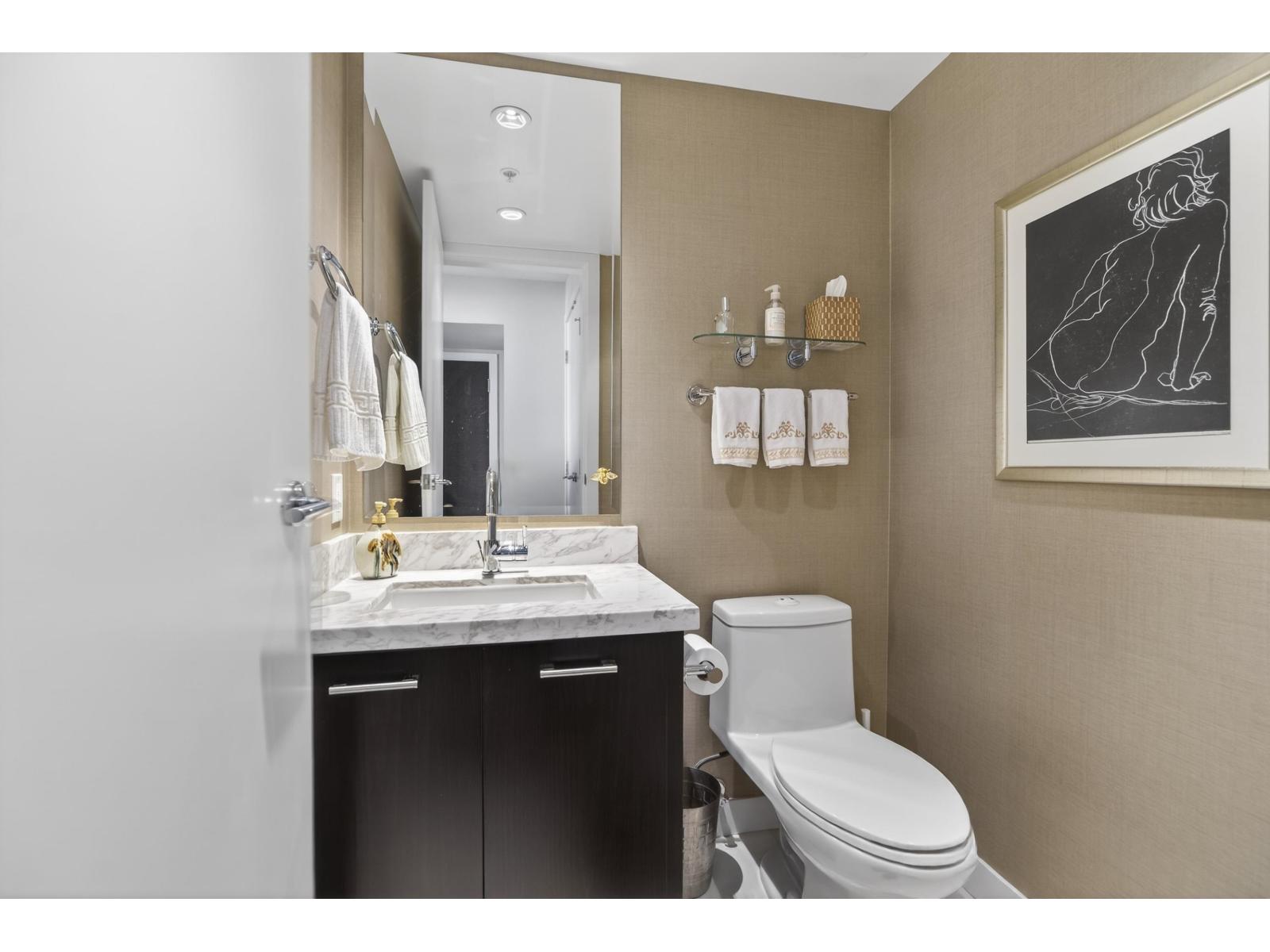 1207 1455 GEORGE STREET, White Rock