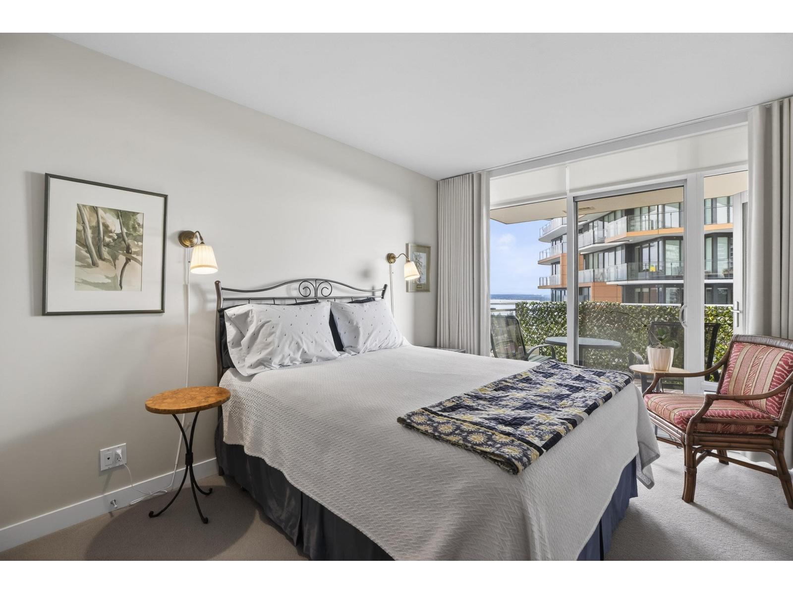 1207 1455 GEORGE STREET, White Rock