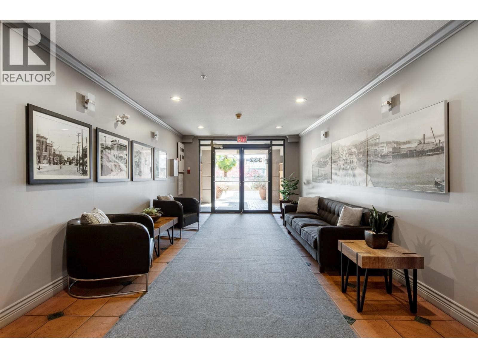 218 332 LONSDALE AVENUE, North Vancouver