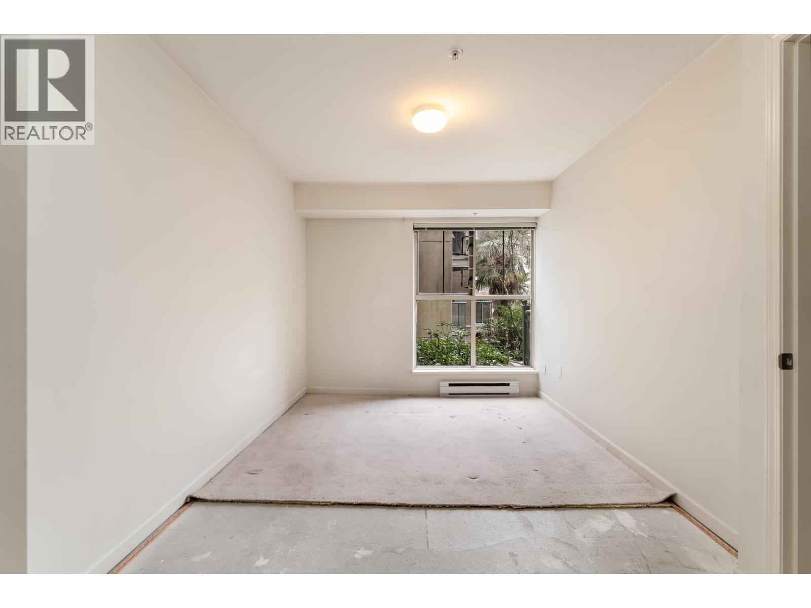 218 332 LONSDALE AVENUE, North Vancouver