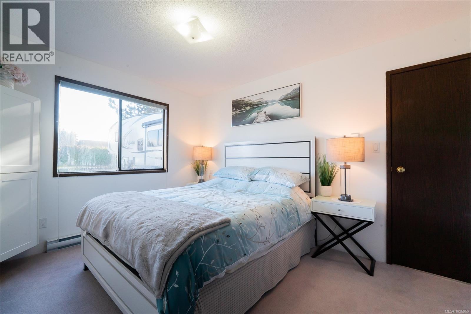 319 Meadow View Pl, Parksville