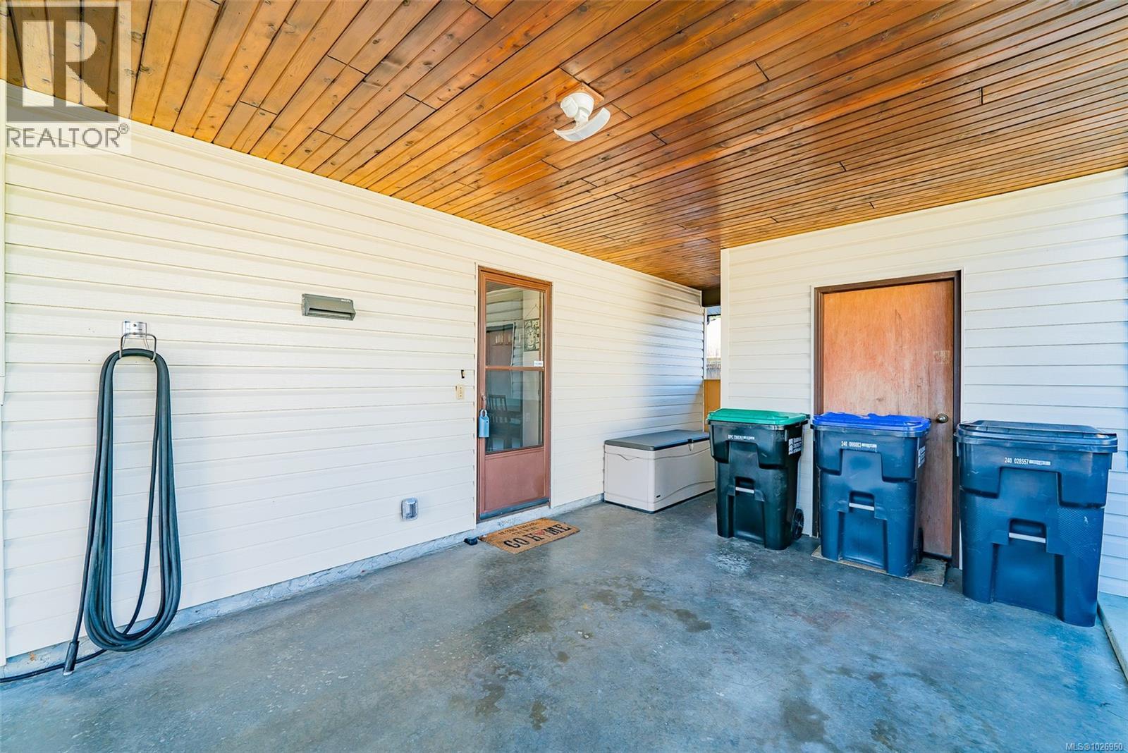 319 Meadow View Pl, Parksville