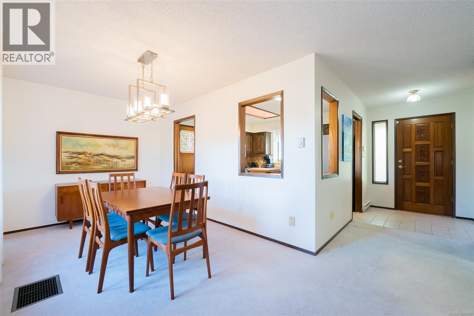 319 Meadow View Pl, Parksville