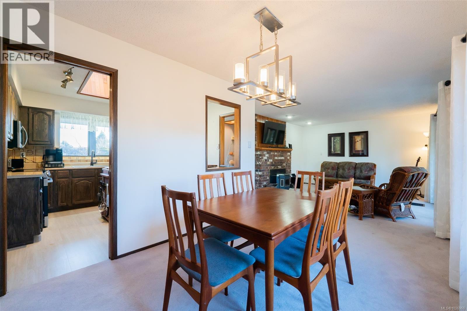 319 Meadow View Pl, Parksville