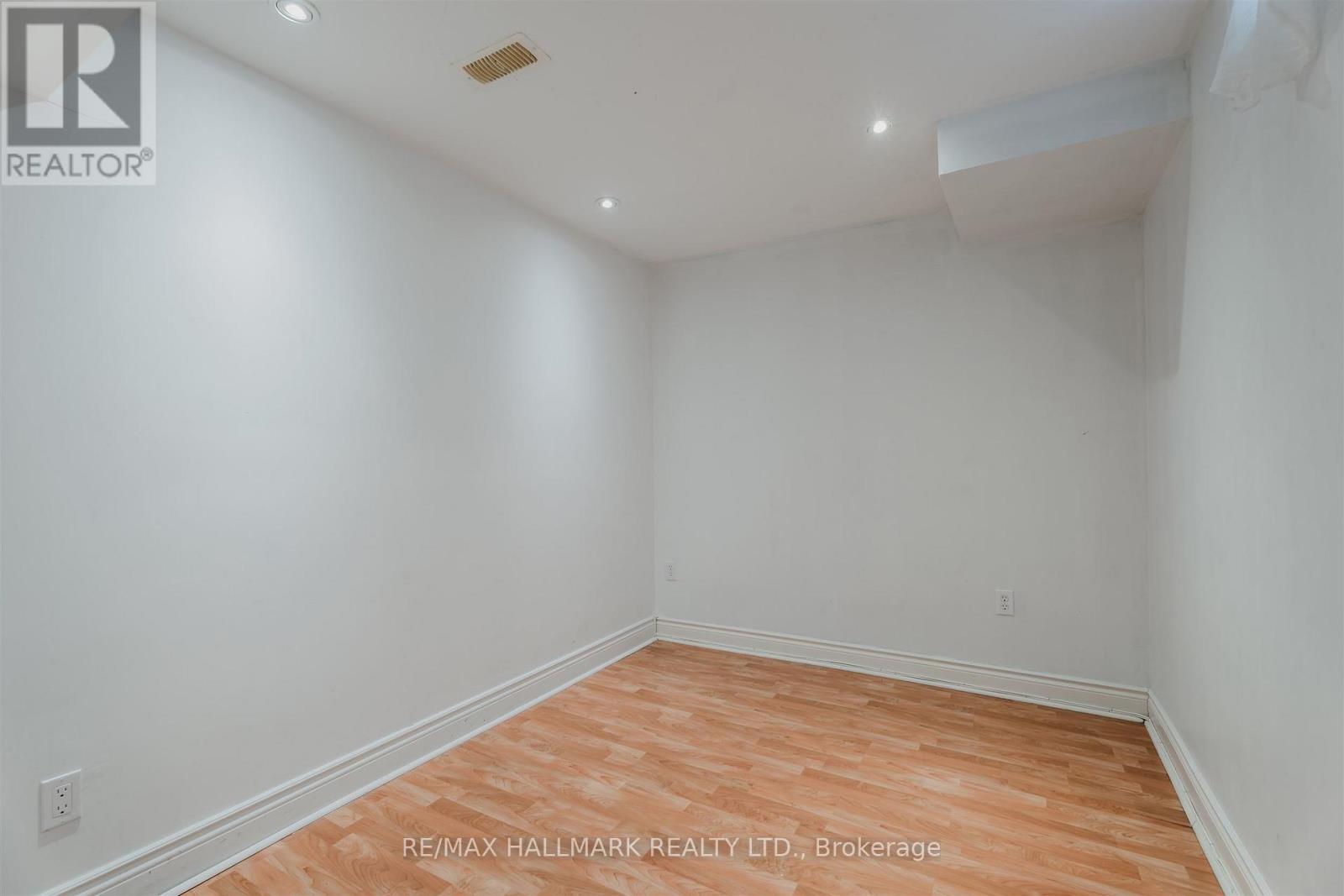 241 FEATHERSTONE ROAD — photo 34