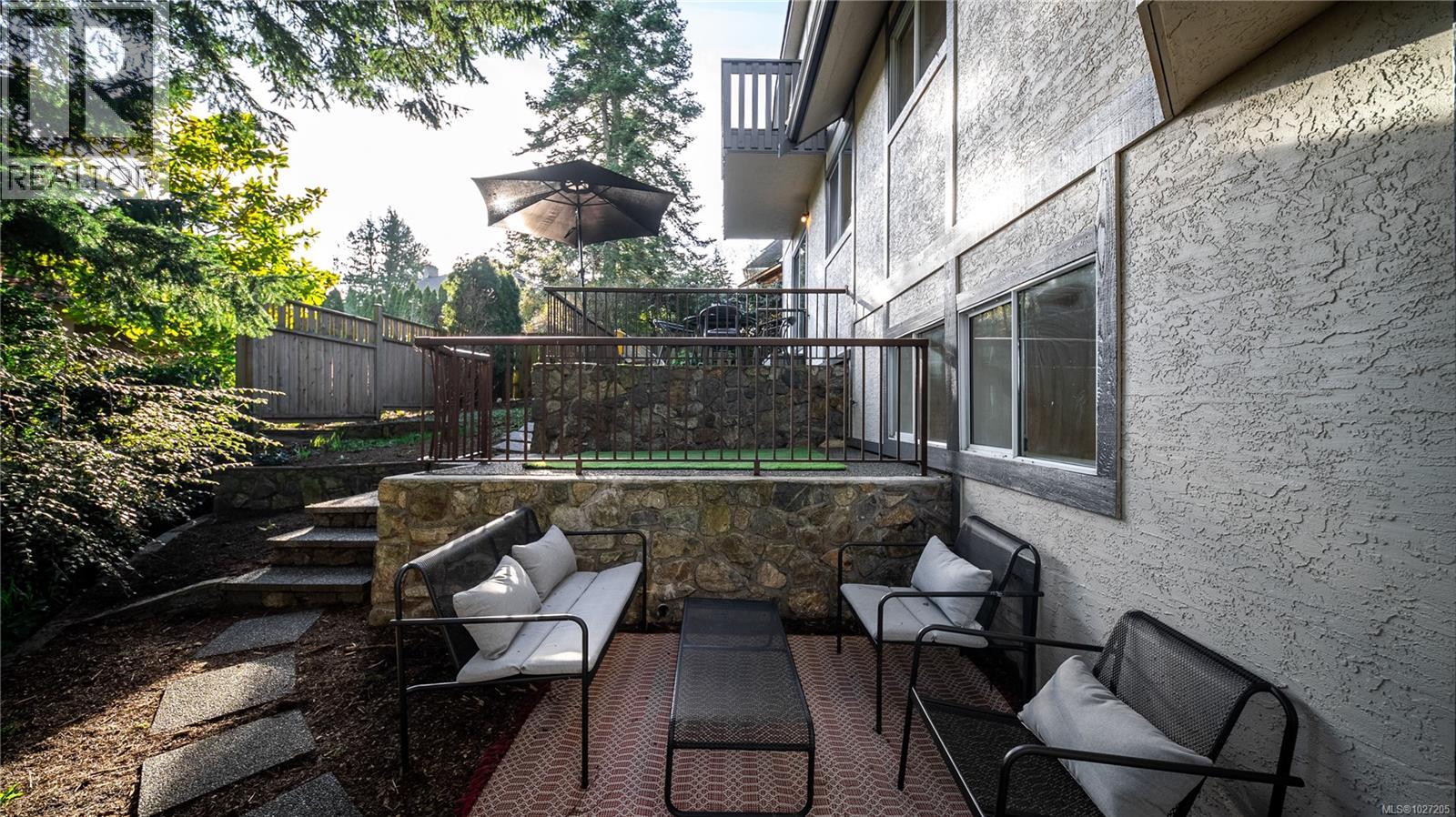  3855 Haro Road, Saanich