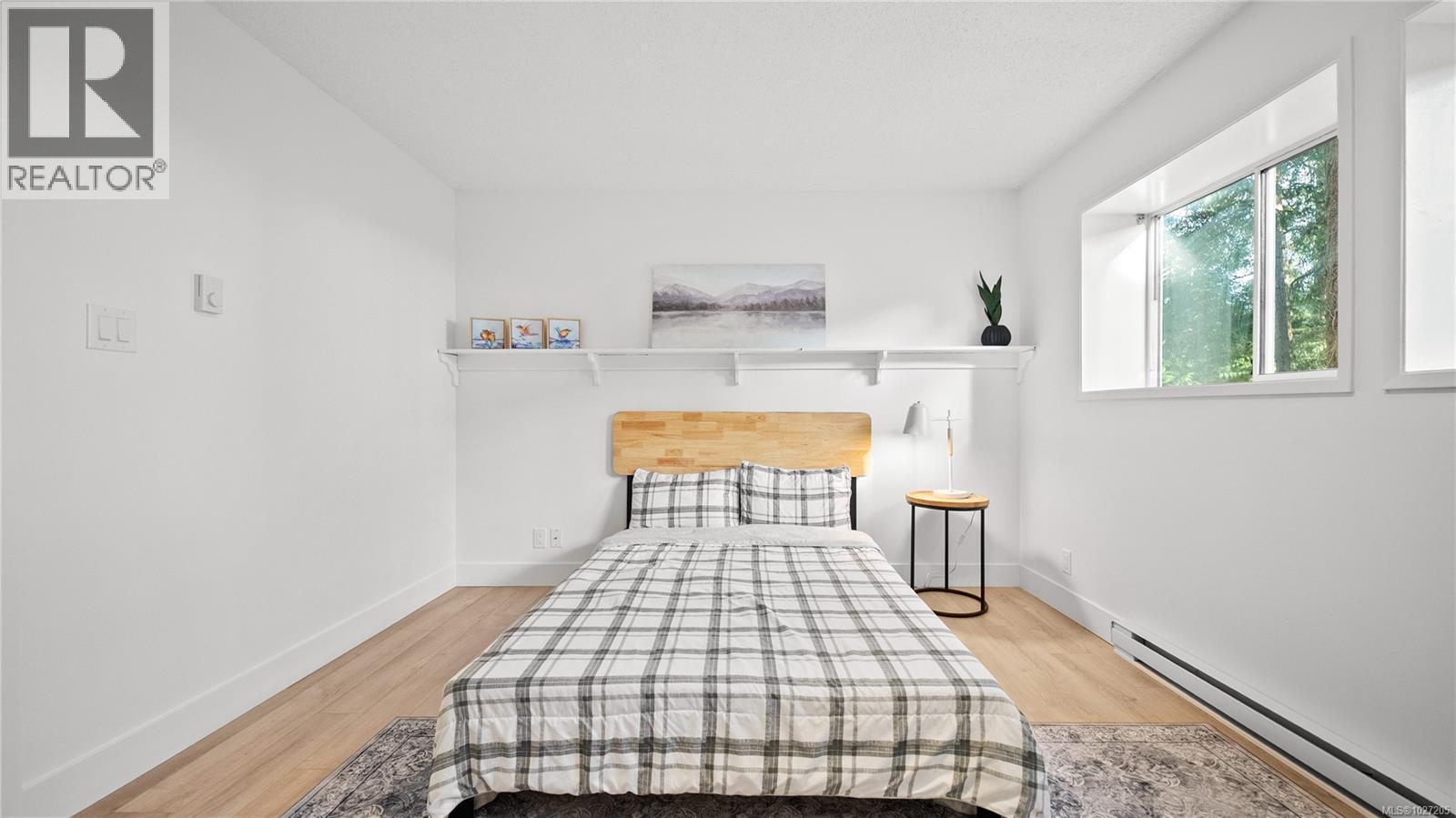  3855 Haro Road, Saanich