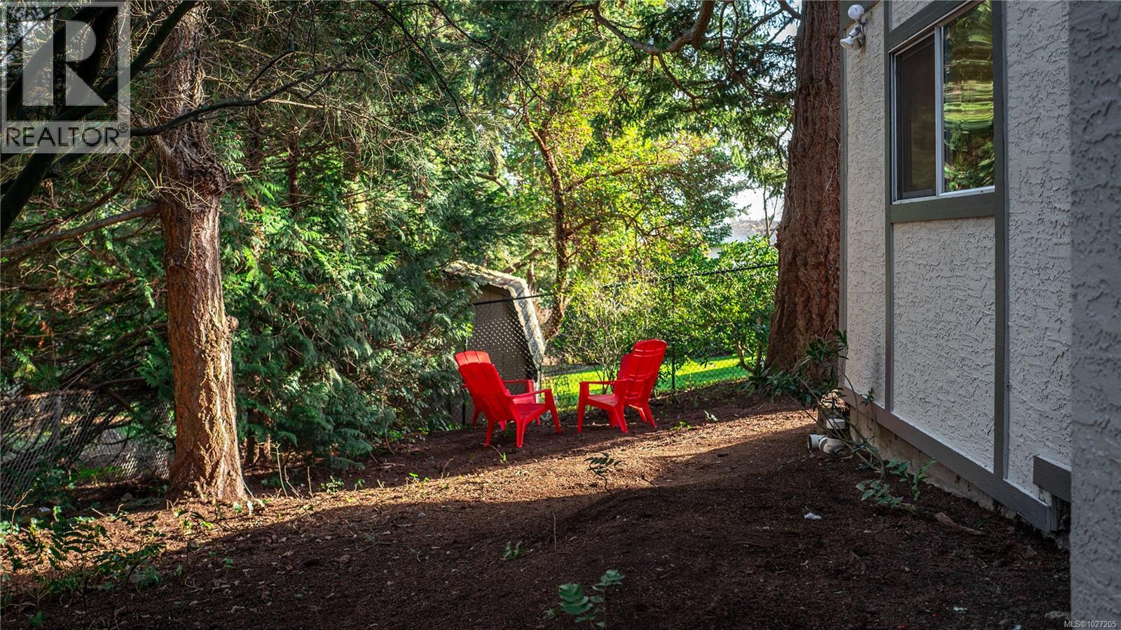  3855 Haro Road, Saanich