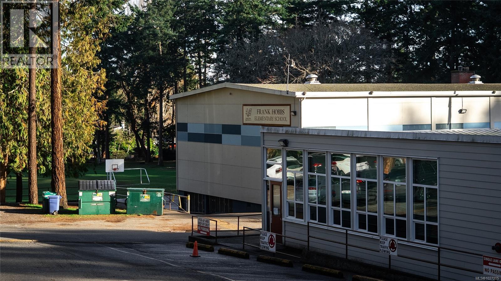  3855 Haro Road, Saanich