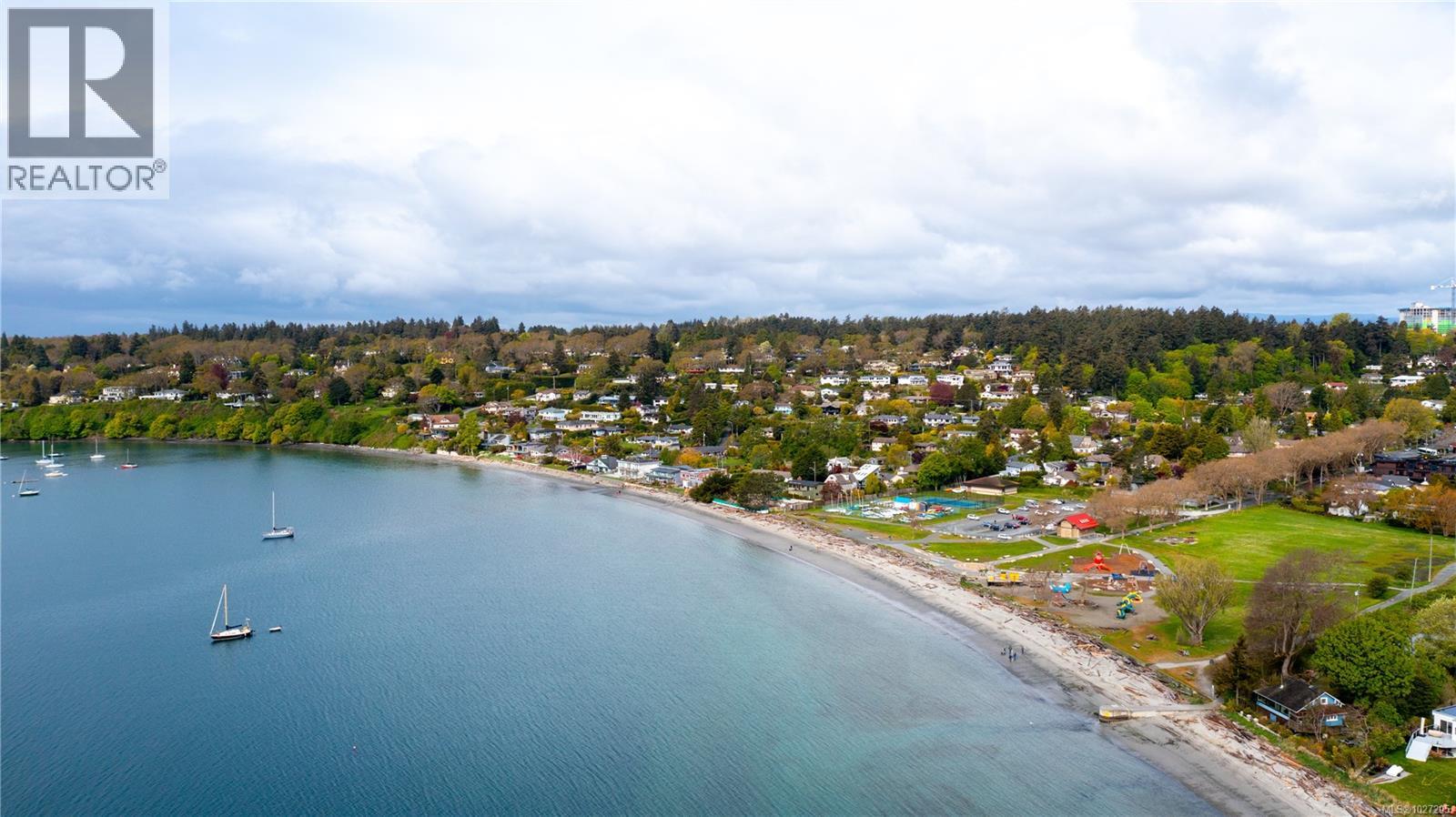  3855 Haro Road, Saanich