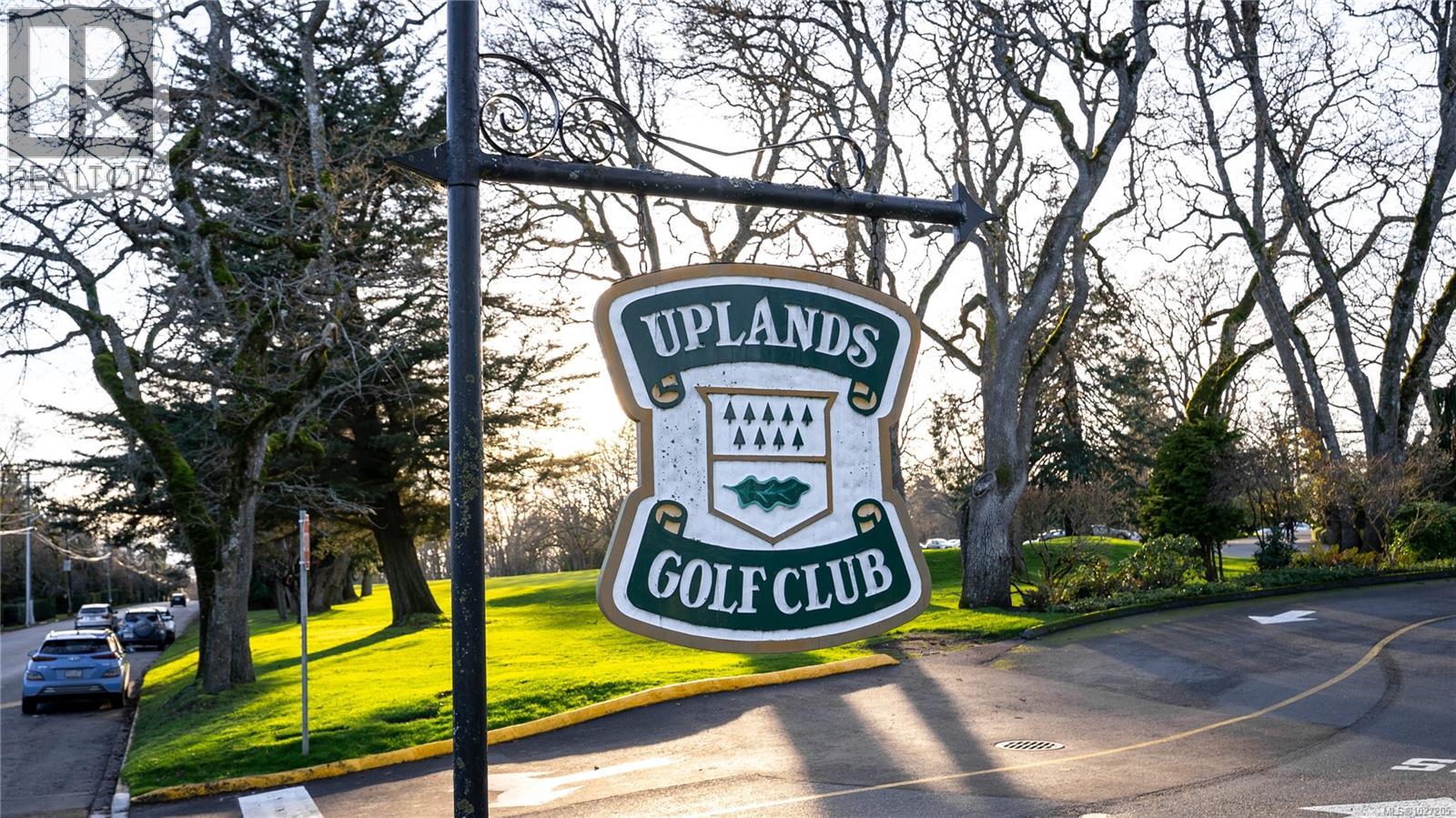  3855 Haro Road, Saanich