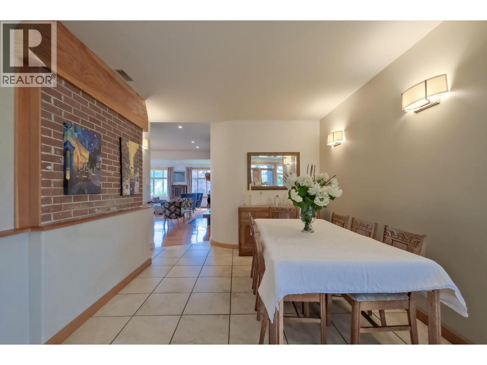 119 SUNGLO Drive - 18
