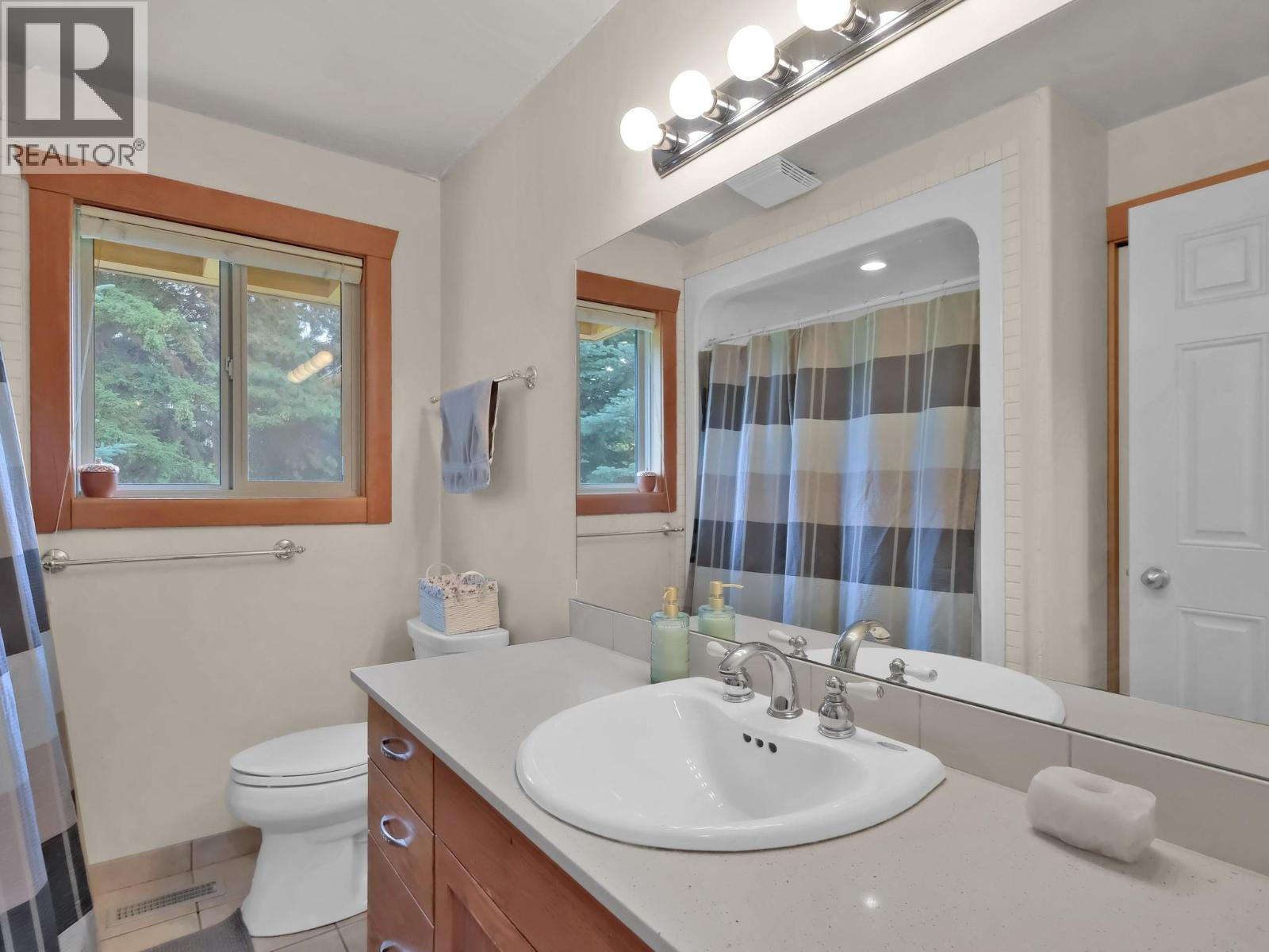 119 SUNGLO Drive - 31