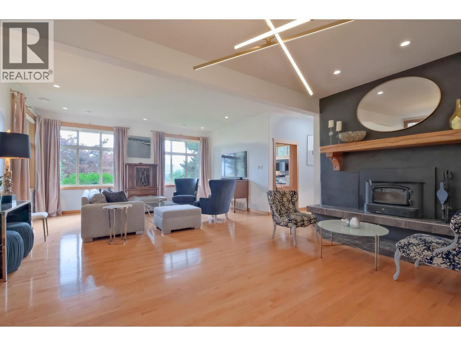 119 SUNGLO Drive, Penticton